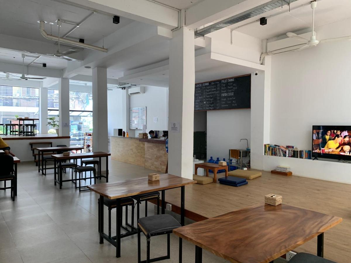 One Stop Hostel Πνομ Πενχ Εξωτερικό φωτογραφία
