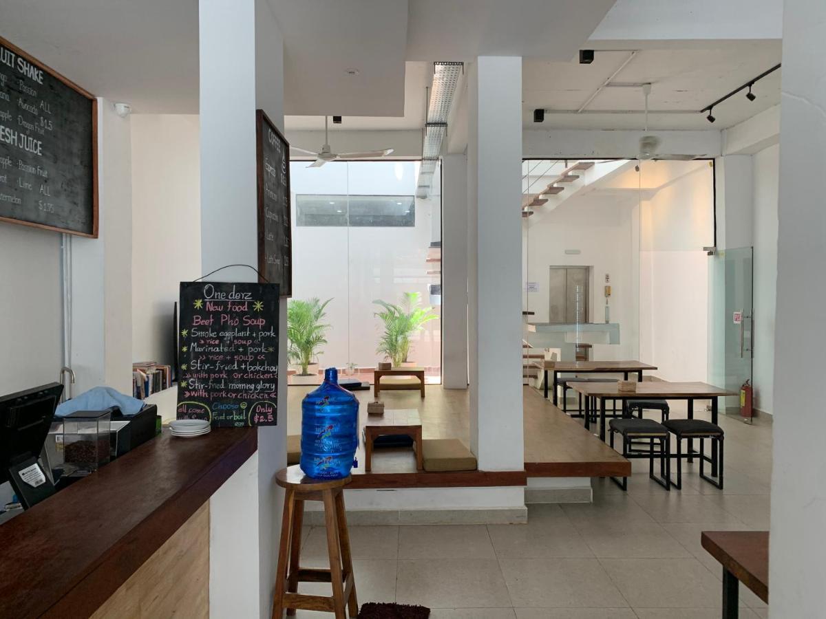 One Stop Hostel Πνομ Πενχ Εξωτερικό φωτογραφία